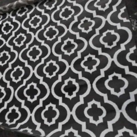 MODERN TRENDS RUG CHARCOAL PATTERN 220X160
