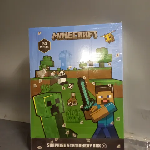 MINECRAFT - SURPRISE STATIONERY BOX 