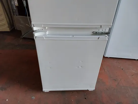 BEKO FRIDGE FREEZER - WHITE 