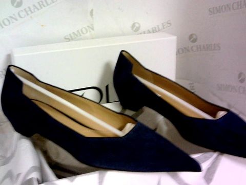 FOLD SUEDE COURT SHOE NAVY SIZE 39