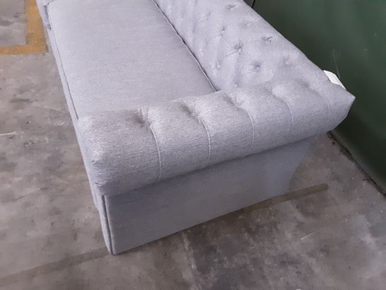 DESIGNER GREY FABRIC CHESTERFIELD STYLE L-SHAPED 3-SEATER SOFA 