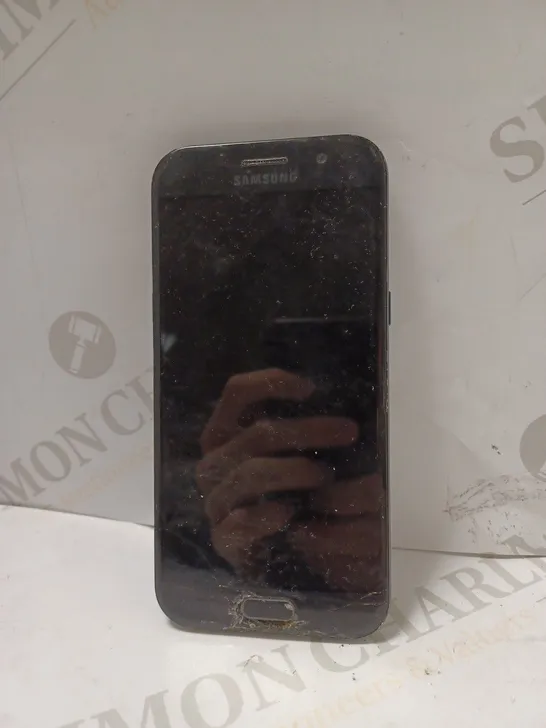 SAMSUNG GALAXY A5 MOBILE PHONE IN BLACK