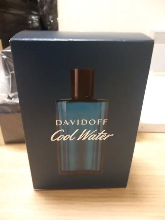 BOXED DAVIDOFF COOL WATER MAN 40ML EAU DE TOILETTE GIFT SET