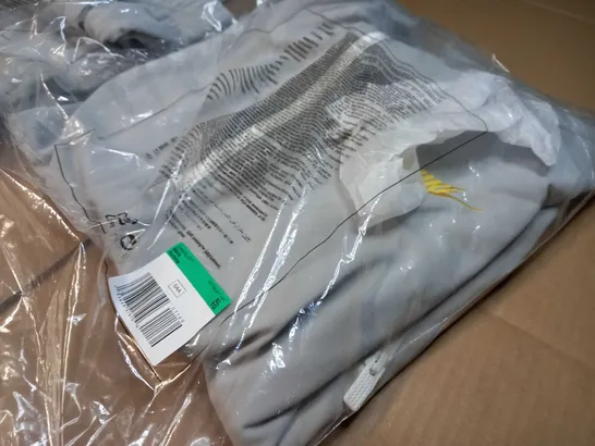 PACKAGED NIKE/YELLOW LOGO DETAILED TRACK SUIT - XL