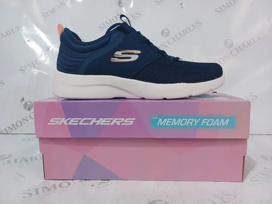 BOXED PAIR OF SKECHERS MEMORY FOAM MESH TRAINERS IN NAVY SIZE 5.5