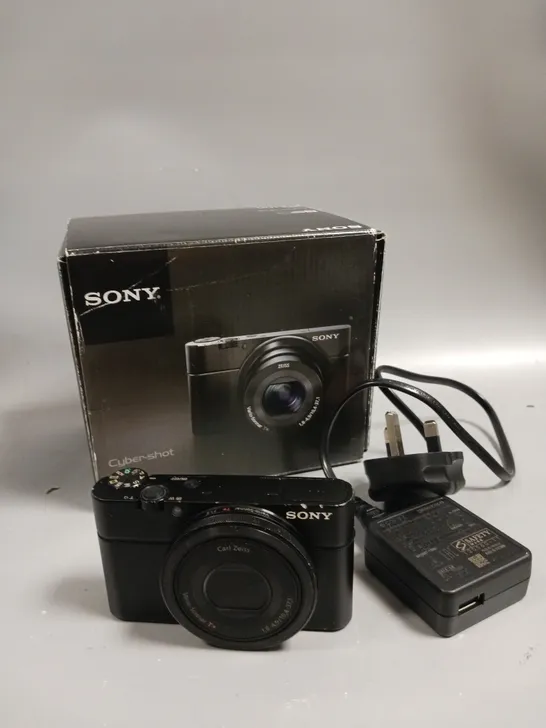 BOXED SONY DSC-RX100 DIGITAL CAMERA 