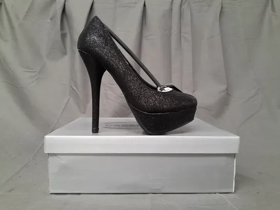 BOX OF APPROXIMATELY CASANDRA CLOSED TOE HIGH HEEL SHOES IN BLACK W. GLITTER EFFECT - VARIOUS SIZES