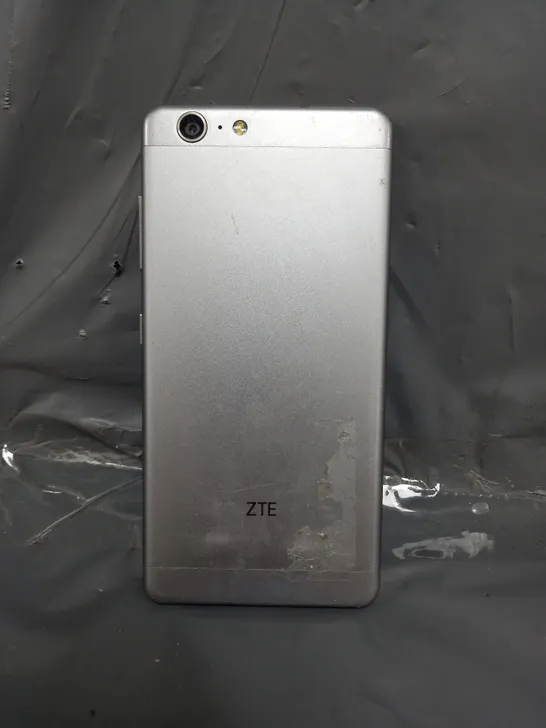 ZTE PHONE UNKNOW MODEL AND MAKE 