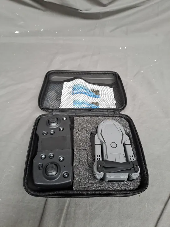 FOLDING DRONE WITH CASE