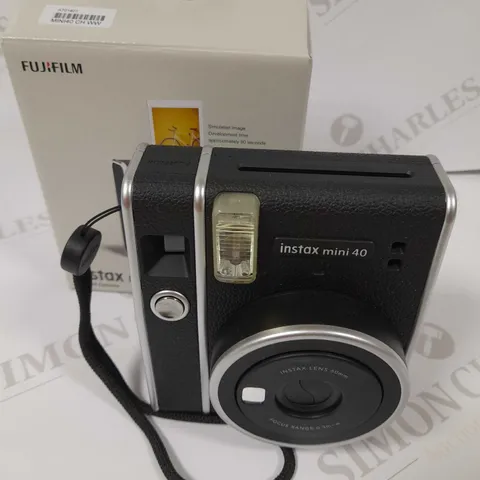 BOXED FUJIFILM INSTAX MINI 40 INSTANT CAMERA