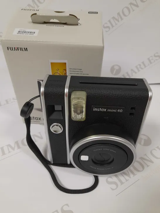 BOXED FUJIFILM INSTAX MINI 40 INSTANT CAMERA