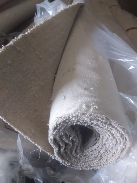 ROLL OF QUALITY FIRST IMPRESSIONS CLEAN CUT CARPET APPROXIMATELY 5X4.1M