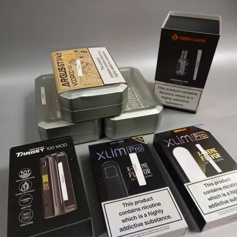 BOX OF APPROXIMATELY 10 ASSORTED E-CIGARATTES TO INCLUDE VOOPOO, GEEKVAPE, OXVA ETC