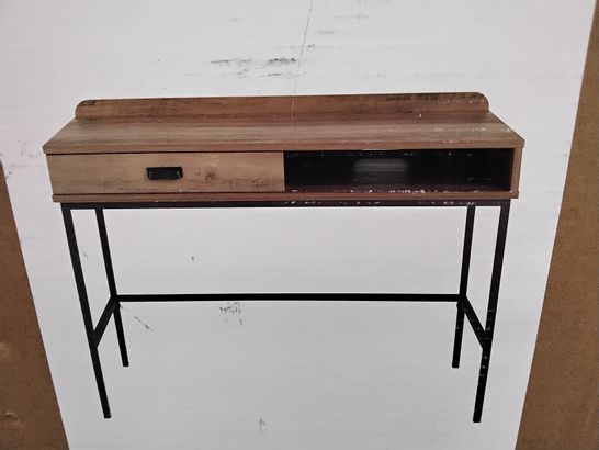 BOXED FULTON PINE EFFECT DESK - 1 BOX