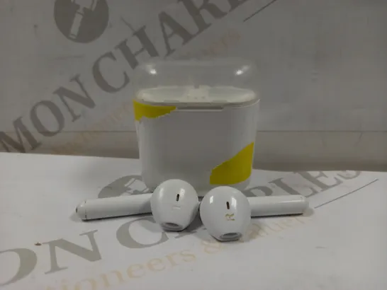 ONN TRUE WIRELESS EARPHONES - WHITE