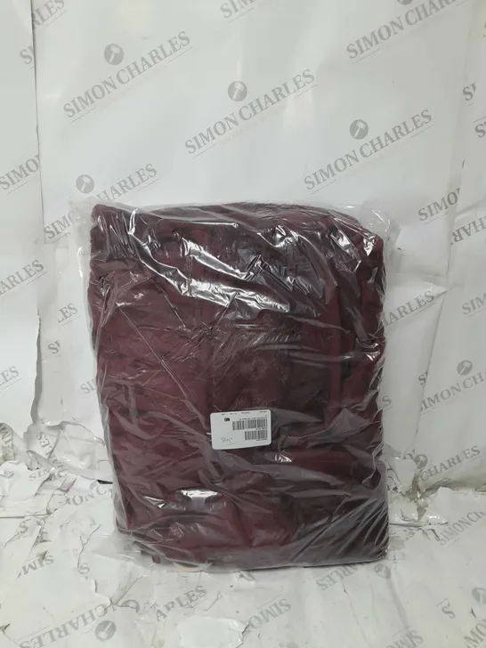 BOXED COZEE HOME VELVETSOFT HEATED THROW IN SHIRAZ WINE