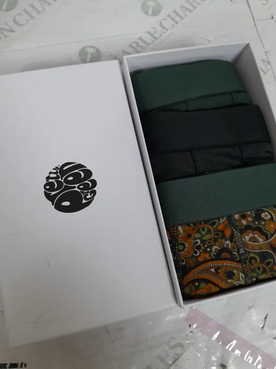 PRETTY GREEN 3 PACK OF BOXERS - SIZE LARGE