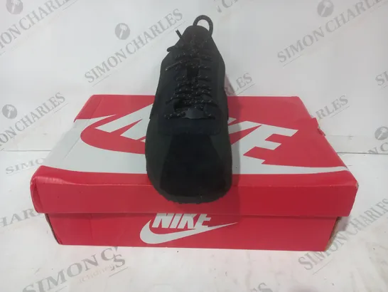 BOXED PAIR OF NIKE CORTEZ PRM SHOES IN BLACK UK SIZE 6