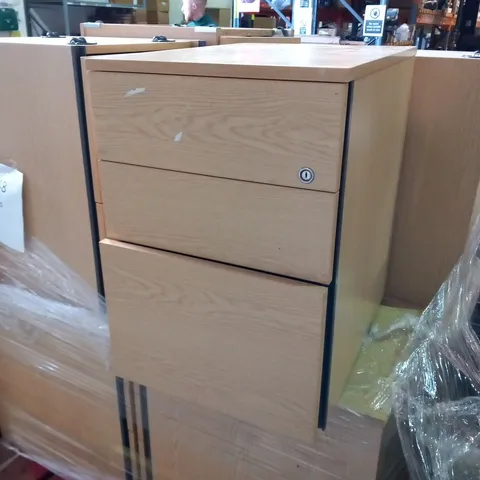 PALLET OF APPROXIMATELY 8 ASSORTED OFFICE CABINETS