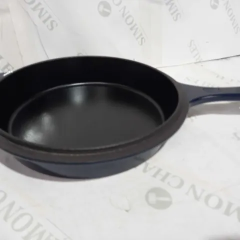 COOK'S ESSENTIALS CAST IRON DOUBLE DUTY CASSEROLE WITH SKILLET LID