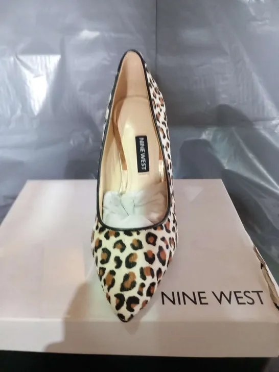 BOXED NINE WEST TATIANA BEIGE COMBO LADIES SIZE 3