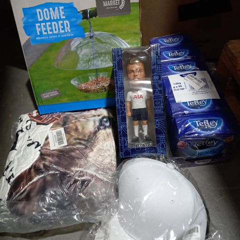 PALLET OF ASSORTED PRODUCTS TO INCLUDE; DOME FEEDER, TETLEY TEA BAGS, WHITE/BLACK CAP, ETC