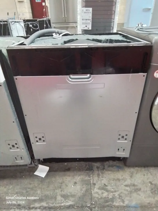 COMFEE FULLY INTEGRATED DISHWASHER, 