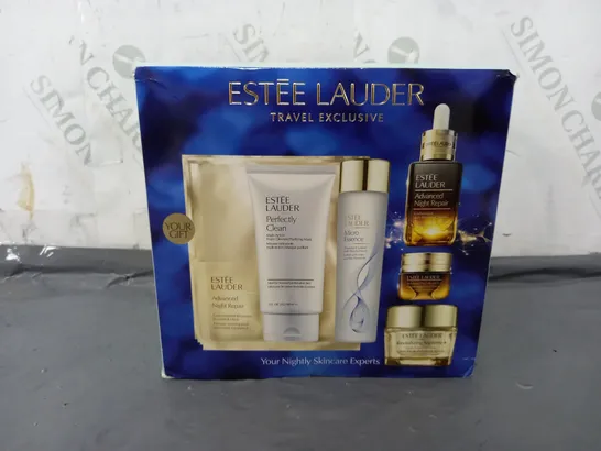 BOXED ESTEE LAUDER TRAVEL EXCLUSIVE SET