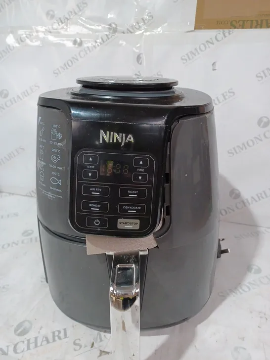 BOXED NINJA AIR FRYER 3.8L AF100UK