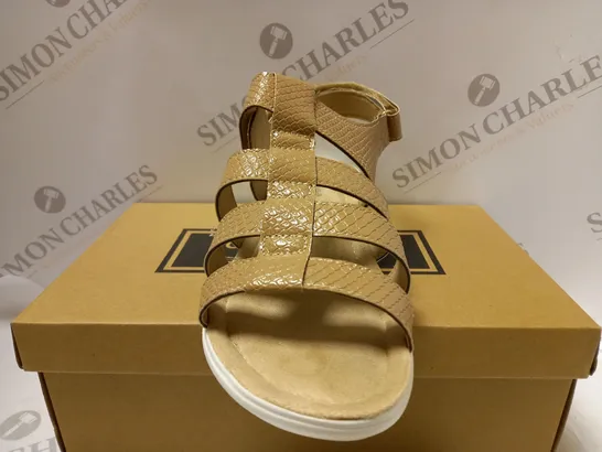 BOXED PAIR OF CUSHION WALK ONE TOUCH CLOSE SANDALS, TAN - SIZE 7