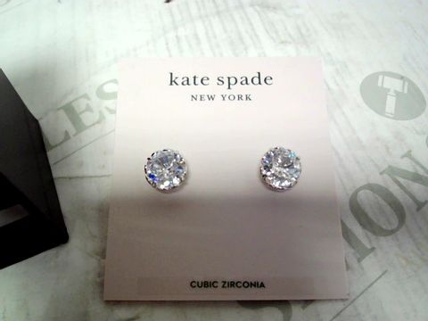 LOT OF APPROXIMATELY 5 PAIRS OF EARRINGS, TO INCLUDE KATE SPADE, ALL WE ARE & TOMMY HILFIGER