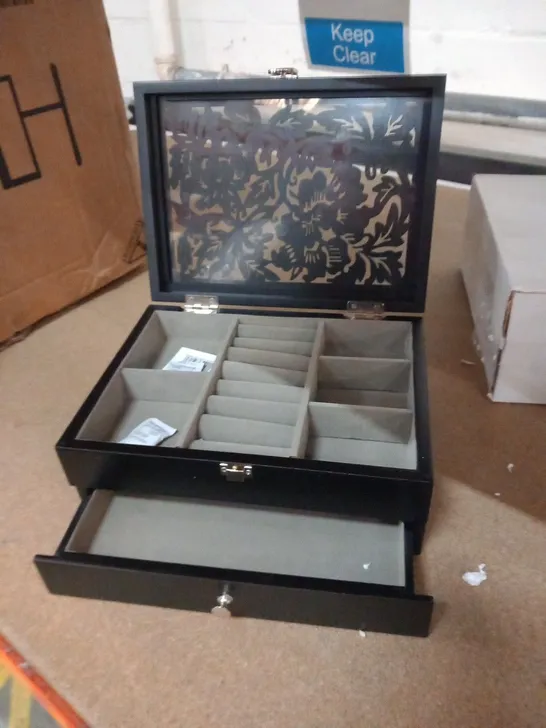 DESIGNER BLACK JEWELLERY BOX 