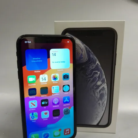 BOXED APPLE IPHONE XR SMARTPHONE 