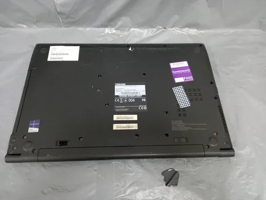 TOSHIBA SATELLITE PRO R50-B	15 INCH I3-4005U 1.70GHZ