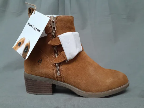 BOXED PAIR OF HUSH PUPPIES WOMEN JENNA ANKLE BOOTS IN TAN UK SIZE 3