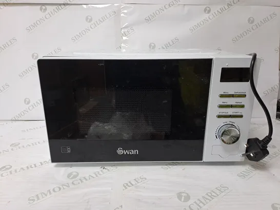 BOXED SWAN 20L 700W MANUAL MICROWAVE IN WHITE RRP £54