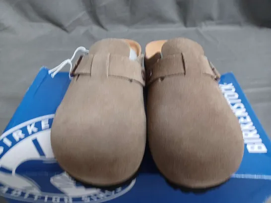 BOXED PAIR OF BIRKENSTOCK SOFT FOOTBED SANDALS IN STONE - SIZE 36