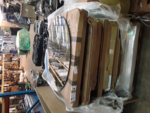 PALLET OF APPROXIMATELY 20 ASSORTED BATHROOM MIRRORS 