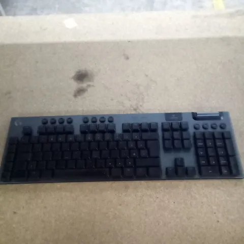 BOXED LOGITECH G915 WIRELESS RGB GAMING KEYBOARD 