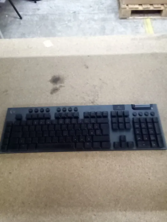 BOXED LOGITECH G915 WIRELESS RGB GAMING KEYBOARD 