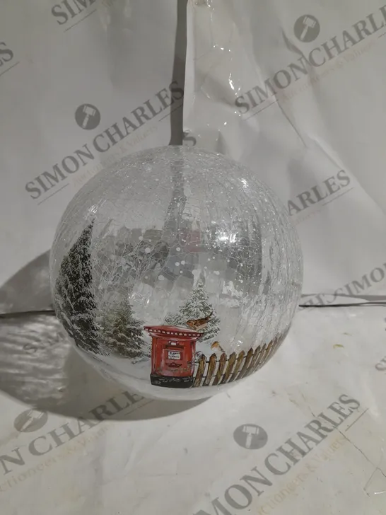 OUTLET FESTIVE PRE-LIT SCENIC CRACKLE GLASS SPHERE