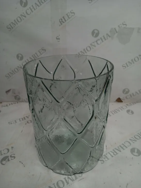 BUNDLEBERRY BY AMANDA HOLDEN CUT GLASS HURRICANE VASE