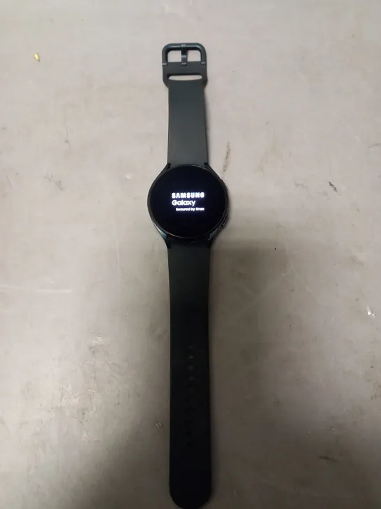 SAMSUNG GALAXY WATCH 4 STD-810G