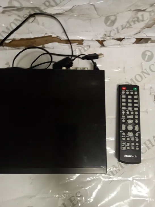 HDMI DVD PLAYER WITH REMOTE IN BLACK