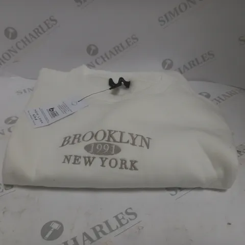 NEW LOOK BROOKLYN NEW YORK JUMPER IN WHITE - M