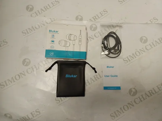 BOXED BLUKAR HEADPHONES WITH MICROPHONE, POUCH AND USER GUIDE