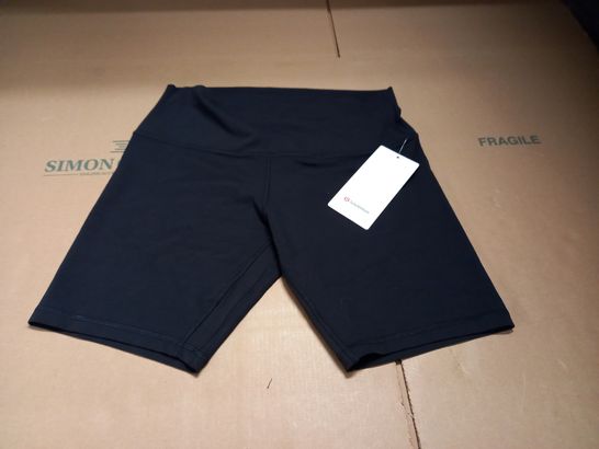 LULULEMON ALIGN HR 8" SHORTS - 12