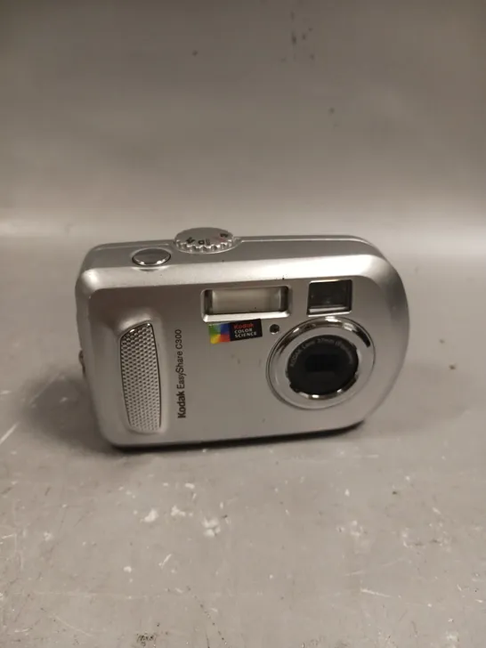 KODAK EASY-SHARE C300 DIGITAL CAMERA 