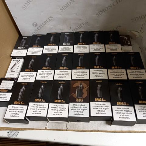 LOT OF APPROXIMATELY 20 E-CIGARATTES TO INCLUDE VOOPOO DRAG X, DRAG S, AND DRAG MAX ETC.