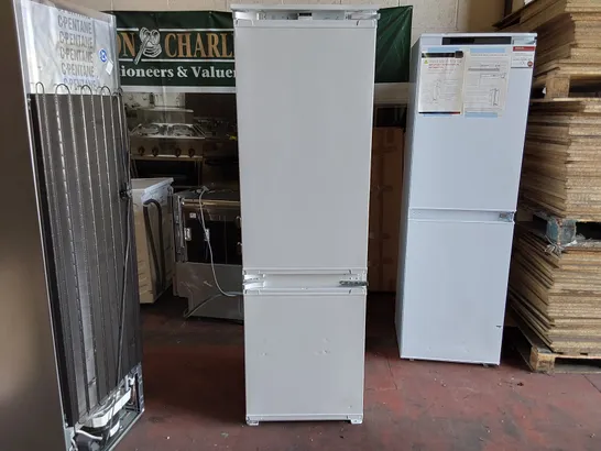 BEKO FRIDGE FREEZER - WHITE 